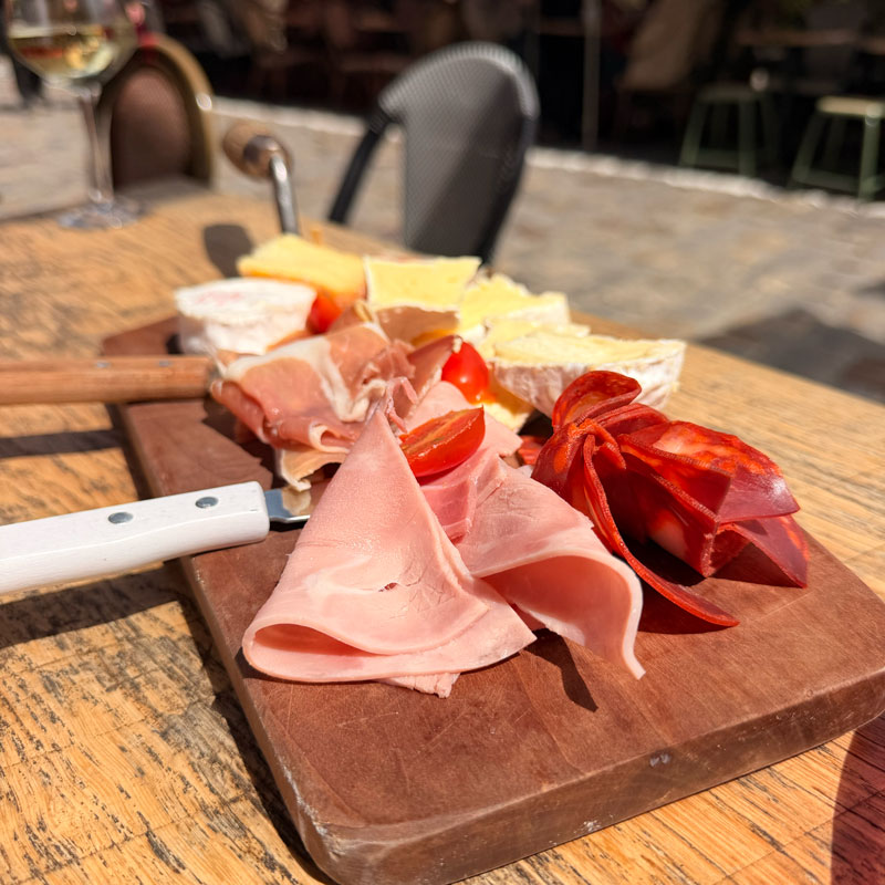 Charcuterie platter with lobster, langoustine and oysters on the harbour in Honfleur, Normandy