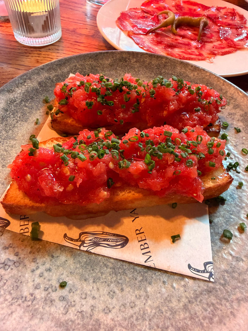 Pan con tomate at Ember Yard Soho