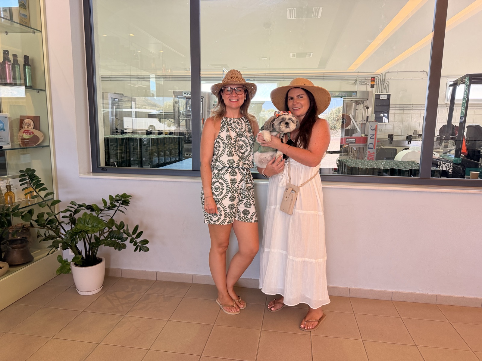 A member of the Vassilakis family coming over specially to say hello to Daisy of Crazy Daisy Travels