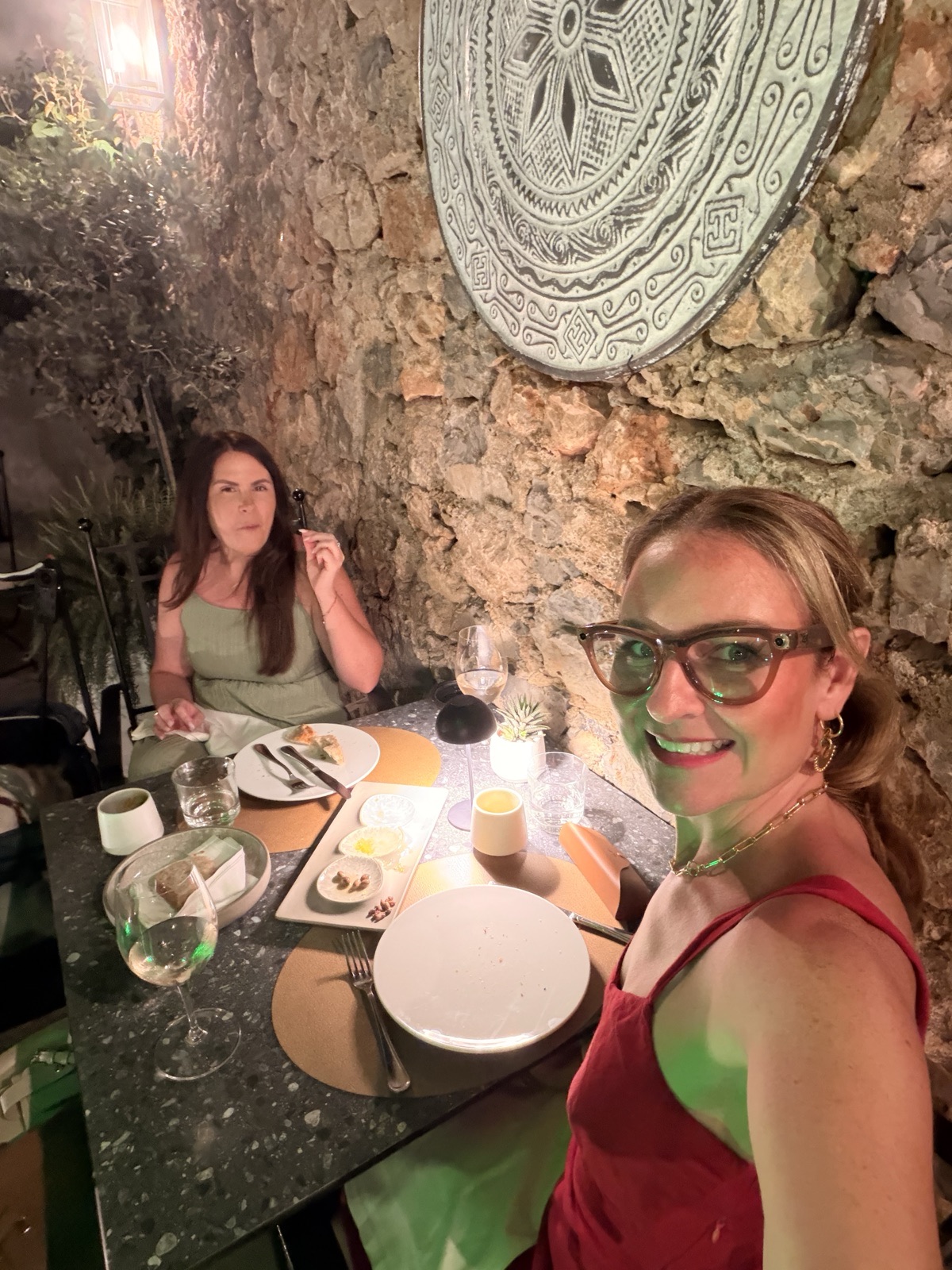 The table piato garden