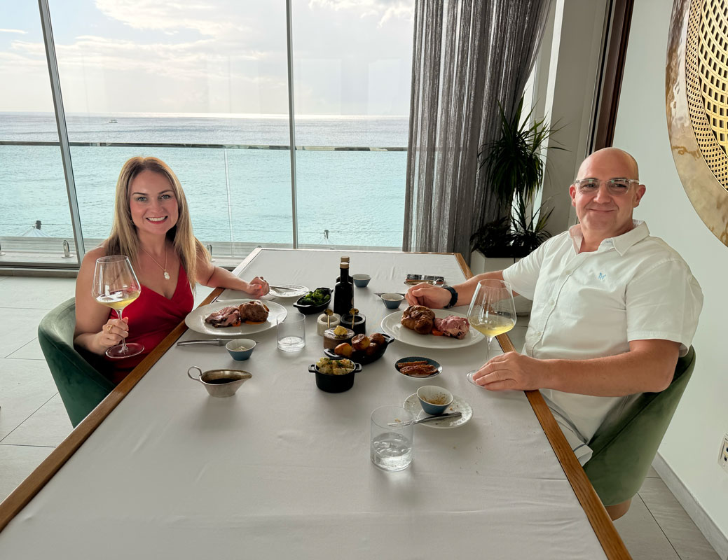Happy-People-The-Cliff-Barbados