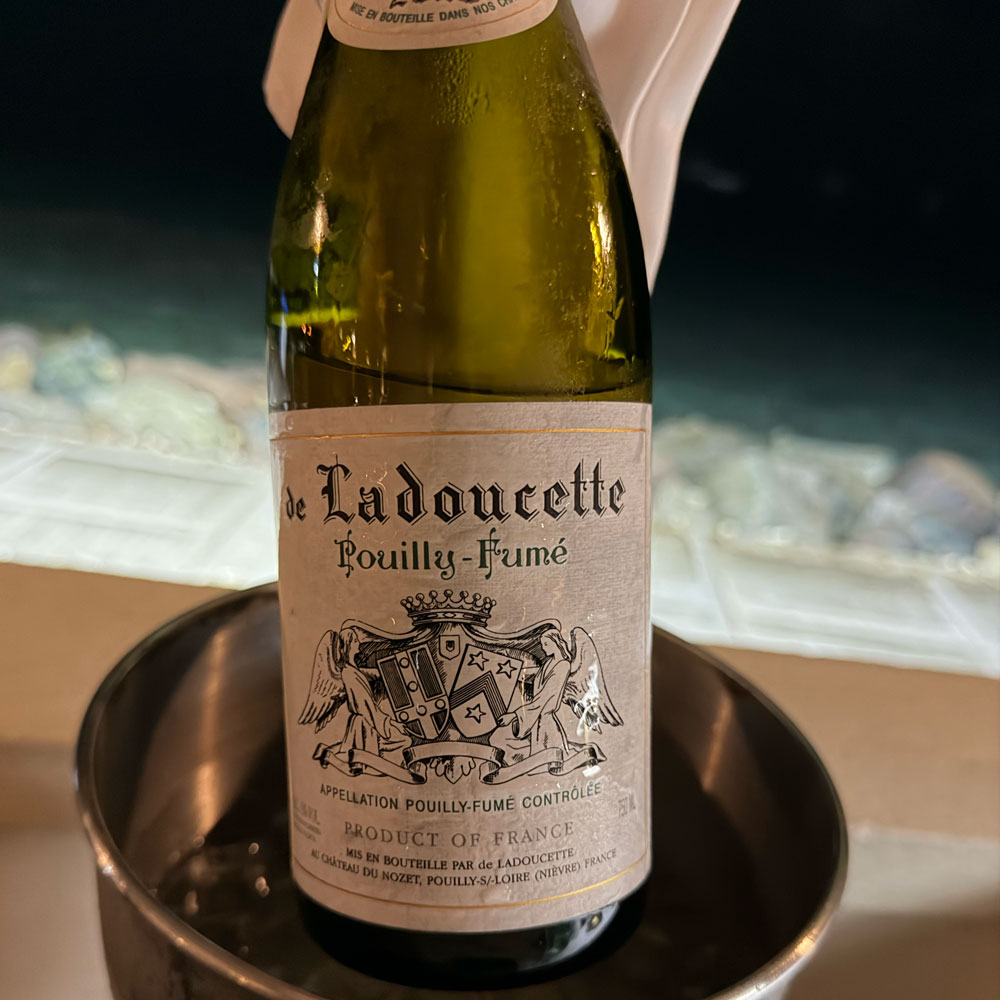bottle-of-Pouilly-Fumé
